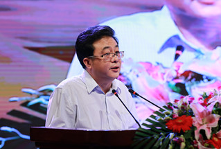 國務(wù)院推進&ldquo;一帶一路&rdquo;工作領(lǐng)導(dǎo)小組辦公室負(fù)責(zé)人歐曉理致辭