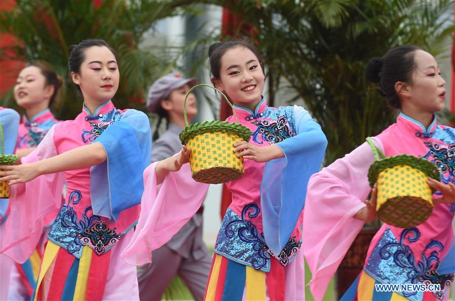 CHINA-GANSU-HUINING-LONG MARCH ACTIVITY-CONCLUSION (CN)