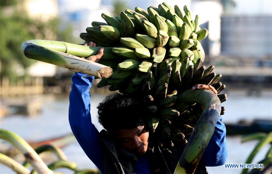 MYANMAR-YANGON-DAILY LIFE