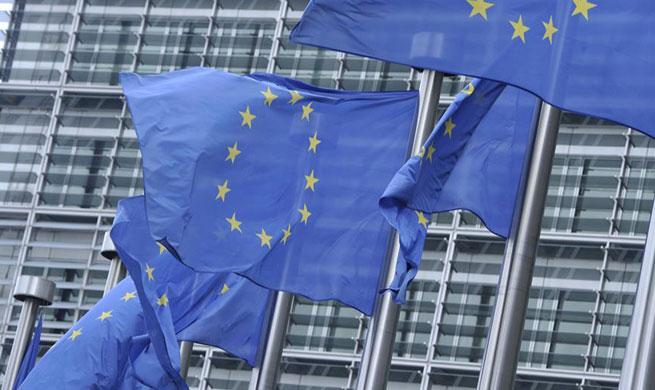 Xinhua Headlines: Trump's "trade war" whistle sets alarm for EU