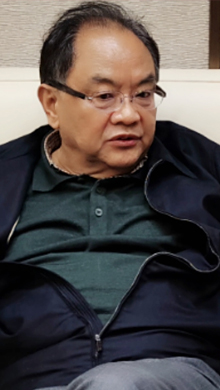 中央文史研究館館員、中國文聯(lián)原副主席、中國文藝評論家協(xié)會原主席、著名文藝評論家仲呈祥