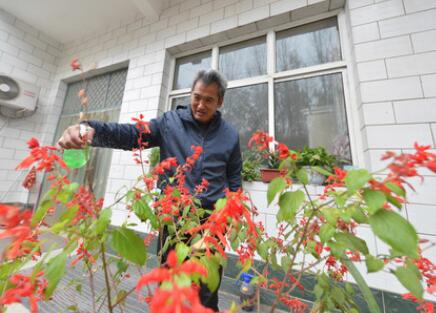 貧困縣全部摘帽是否意味脫貧攻堅目標(biāo)任務(wù)完成？