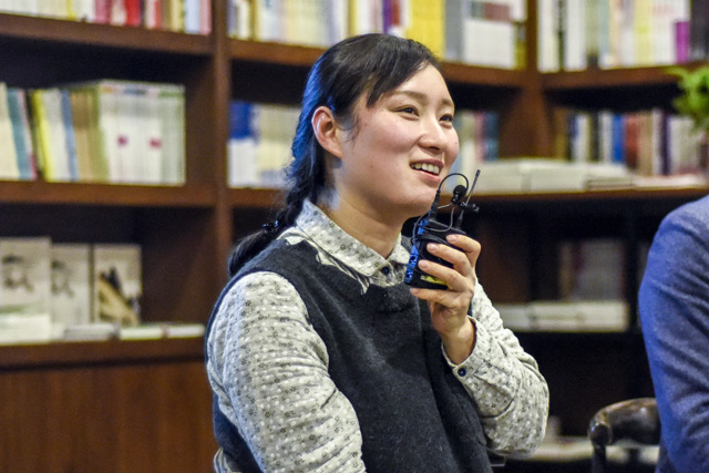 申彬：在清華的學習，讓我拓寬了許多思路，我想在山水和其他物象中嘗試去用我們工藝來表現(xiàn)，希望今后能給觀者帶來一些新的感受。