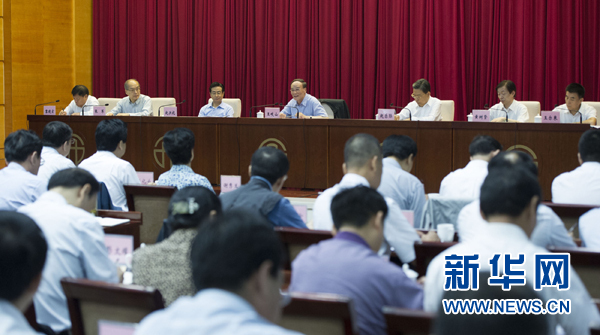 7月16日，中共中央政治局常委、中央紀(jì)委書(shū)記、中央巡視工作領(lǐng)導(dǎo)小組組長(zhǎng)王岐山在北京出席2014年中央第二輪巡視工作動(dòng)員部署會(huì)并講話。新華社記者黃敬文 攝 