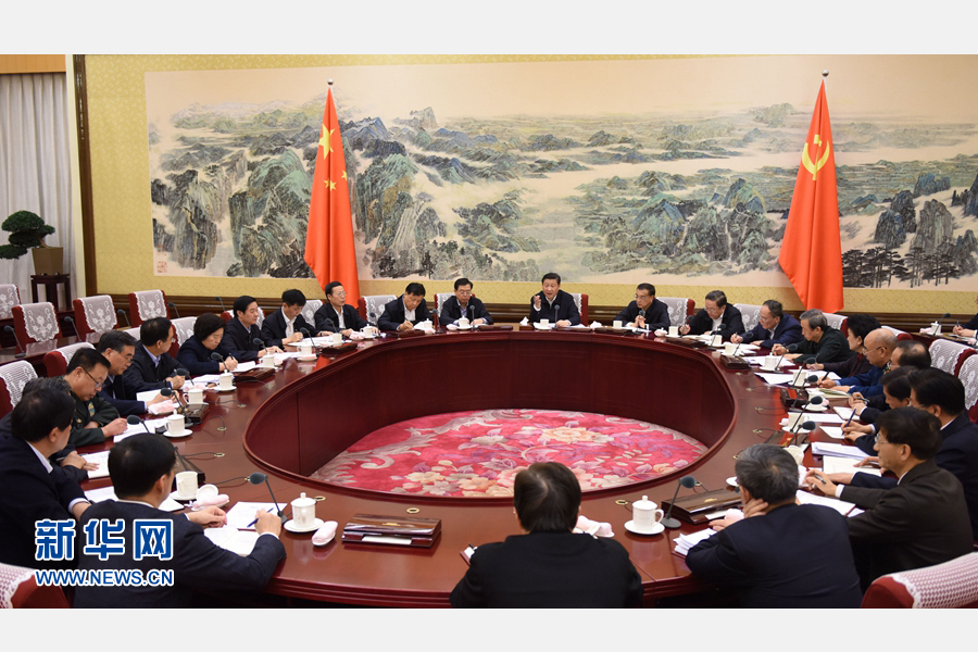 12月28日至29日，中共中央政治局召開專題民主生活會(huì)，對(duì)照檢查踐行&ldquo;三嚴(yán)三實(shí)&rdquo;情況，討論研究加強(qiáng)黨風(fēng)廉政建設(shè)措施。中共中央總書記習(xí)近平主持會(huì)議并發(fā)表重要講話。新華社記者 李學(xué)仁 攝 