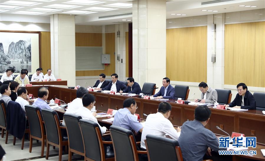 9月21日，中宣部在北京召開(kāi)中央媒體駐外機(jī)構(gòu)外宣工作座談會(huì)。中共中央政治局委員、中央書記處書記、中宣部部長(zhǎng)劉奇葆出席座談會(huì)并講話。新華社記者 謝環(huán)馳 攝 