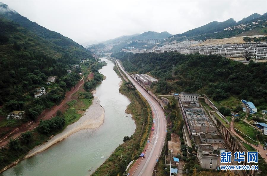 (在習(xí)近平新時(shí)代中國(guó)特色社會(huì)主義思想指引下·慶祝改革開放40周年·綠色發(fā)展·圖文互動(dòng))(3)烈火淬煉中的轉(zhuǎn)型之變——綠色發(fā)展之“火”的故事