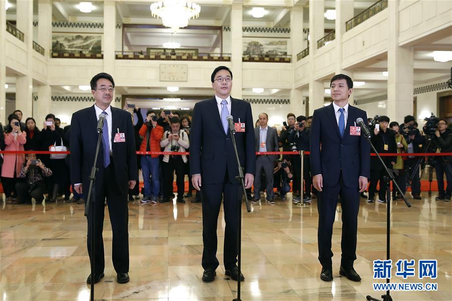 （兩會(huì)&middot;XHDW）（1）全國政協(xié)委員接受采訪