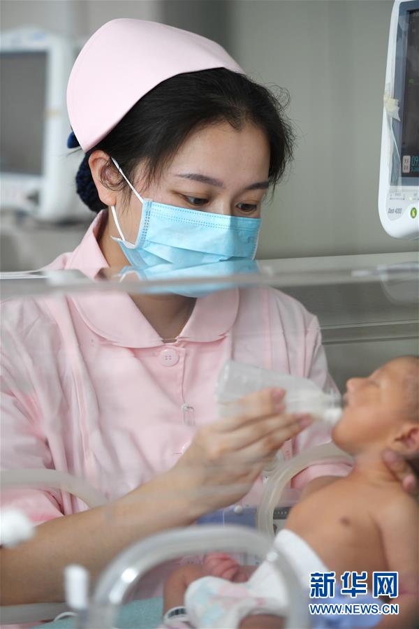 （圖文互動(dòng)）（10）平靜而充滿力量&mdash;&mdash;&ldquo;中國網(wǎng)事&middot;感動(dòng)2018&rdquo;年度網(wǎng)絡(luò)人物群像