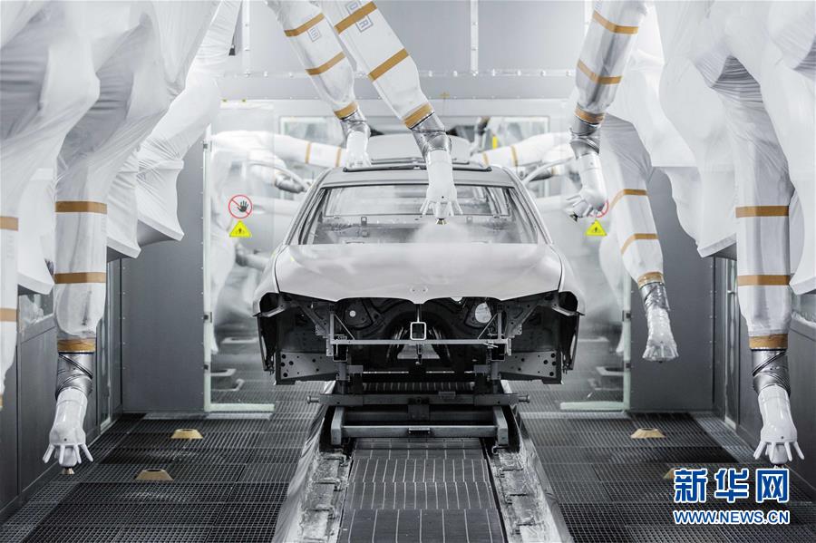 (新華全媒頭條·迎接兩會(huì)特別報(bào)道·圖文互動(dòng))(9)會(huì)當(dāng)水擊三千里——全國(guó)兩會(huì)前夕看中國(guó)信心