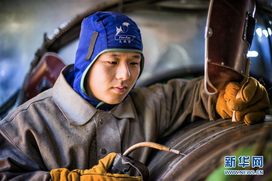 （新華全媒頭條&middot;愛(ài)國(guó)情 奮斗者&middot;圖文互動(dòng)）（3）以青春之我，創(chuàng)青春中國(guó)&mdash;&mdash;寫(xiě)在五四運(yùn)動(dòng)100周年之際