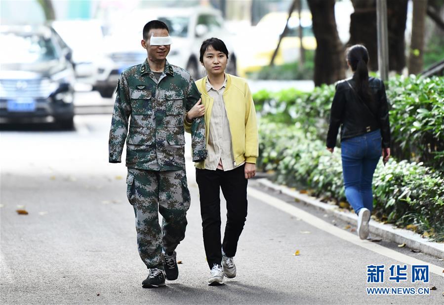 （時(shí)代先鋒&middot;圖文互動(dòng)）（6）新時(shí)代最可愛的人&mdash;&mdash;記陸軍某掃雷排爆大隊(duì)英雄戰(zhàn)士杜富國