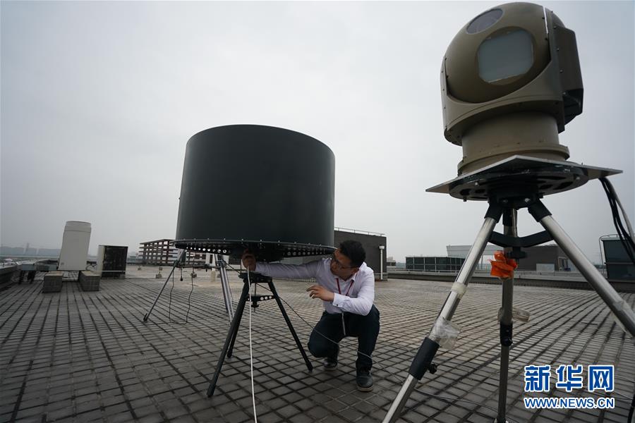 （新華全媒頭條&middot;壯麗70年&middot;奮斗新時代&middot;圖文互動）（6）鑄就&ldquo;大國之眼&rdquo;&mdash;&mdash;來自中國雷達(dá)工業(yè)發(fā)源地中國電科第14研究所的蹲點報告