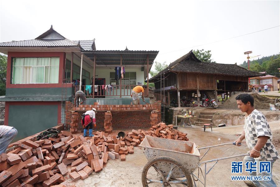 （直過(guò)民族脫貧攻堅(jiān)&middot;圖文互動(dòng)）（3）&ldquo;人類童年&middot;西盟佤部落&rdquo;成長(zhǎng)記