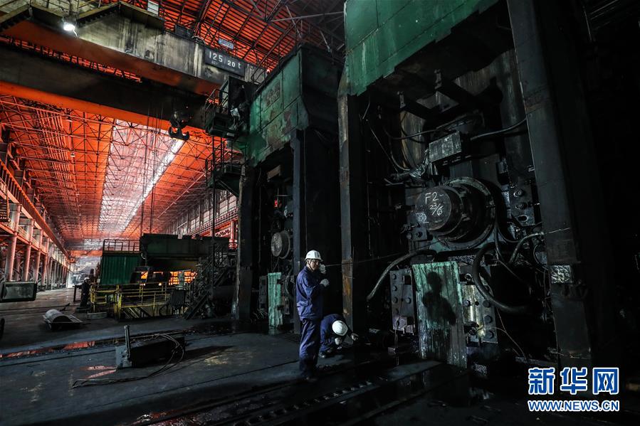 (新華全媒頭條·圖文互動)(8)一曲壯麗的鋼鐵史詩——鞍鋼與共和國風(fēng)雨同行70載實(shí)錄