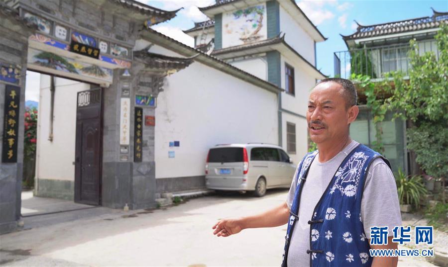 （在習(xí)近平新時(shí)代中國(guó)特色社會(huì)主義思想指引下&mdash;&mdash;新時(shí)代新作為新篇章&middot;總書(shū)記關(guān)心的百姓身邊事&middot;圖文互動(dòng)）（4）留住鄉(xiāng)愁 綻放新顏&mdash;&mdash;傳統(tǒng)村落保護(hù)激發(fā)鄉(xiāng)村活力