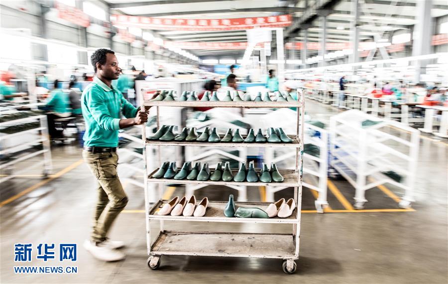 (新華全媒頭條·圖文互動(dòng))(7)攜手鑄就非凡夢(mèng)想——寫在習(xí)近平主席提出構(gòu)建更加緊密的中非命運(yùn)共同體一周年之際