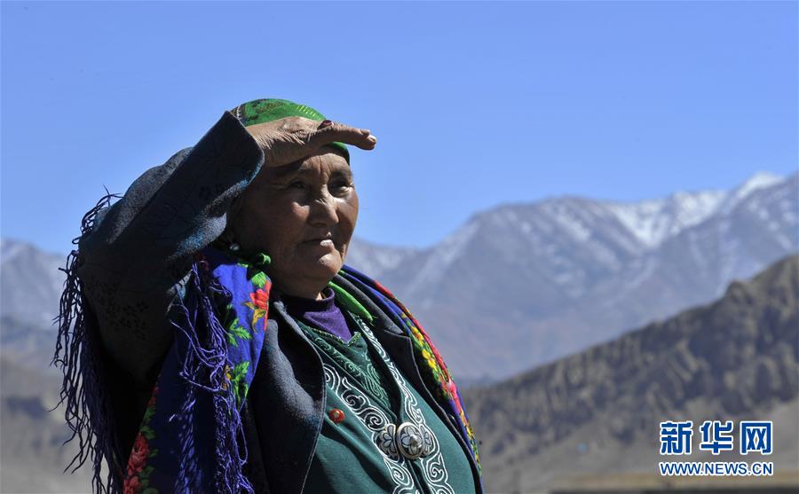 （壯麗70年&middot;奮斗新時代&mdash;&mdash;共和國榮光&middot;圖文互動）（2）中國，一生的守護&mdash;&mdash;記&ldquo;人民楷模&rdquo;國家榮譽稱號獲得者布茹瑪汗&middot;毛勒朵