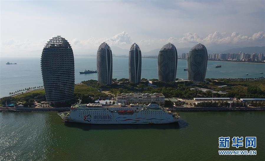 （在習(xí)近平新時(shí)代中國(guó)特色社會(huì)主義思想指引下&mdash;&mdash;新時(shí)代新作為新篇章&middot;總書(shū)記關(guān)切開(kāi)放事&middot;圖文互動(dòng)）（3）開(kāi)放的故事講不完&mdash;&mdash;海南開(kāi)放再&ldquo;提速&rdquo;