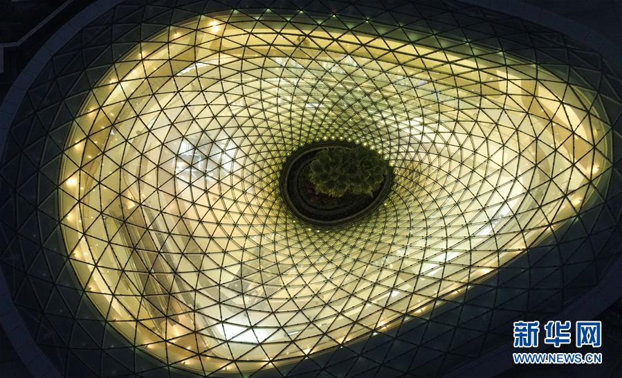 （在習(xí)近平新時(shí)代中國(guó)特色社會(huì)主義思想指引下&mdash;&mdash;新時(shí)代新作為新篇章&middot;總書(shū)記關(guān)切開(kāi)放事&middot;圖文互動(dòng)）（5）開(kāi)放的故事講不完&mdash;&mdash;海南開(kāi)放再&ldquo;提速&rdquo;