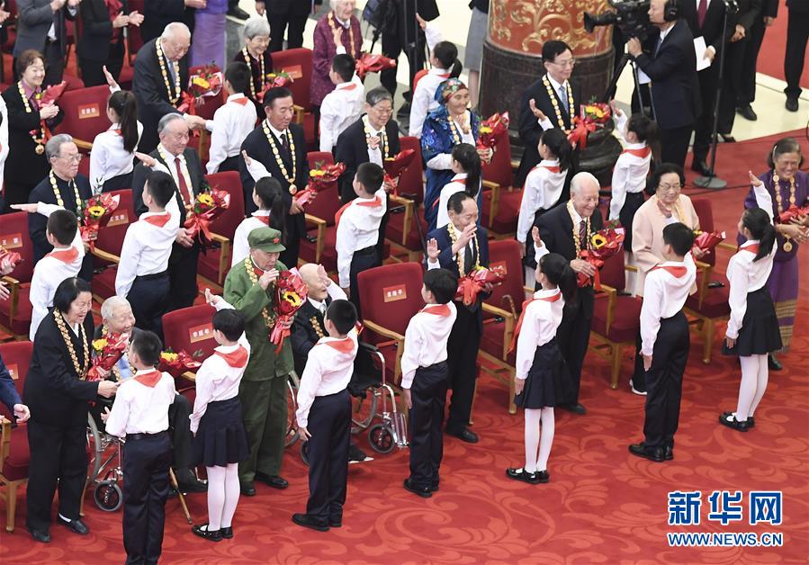 （新華全媒頭條&middot;圖文互動）（19）創(chuàng)新，在復(fù)興的征程上&mdash;&mdash;以習(xí)近平同志為核心的黨中央關(guān)心科技創(chuàng)新工作紀(jì)實(shí)