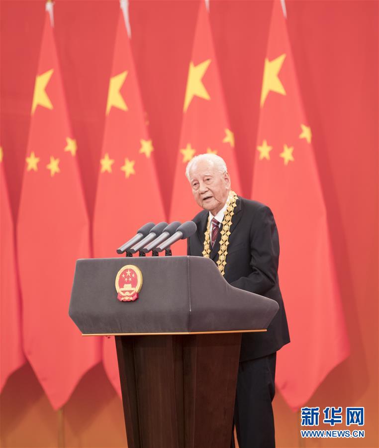 （今日關(guān)注&middot;科技獎(jiǎng)勵(lì)大會(huì)&middot;圖文互動(dòng)）（1）此生屬于祖國(guó)，此生無(wú)怨無(wú)悔&mdash;&mdash;隱身30年的中國(guó)核潛艇先驅(qū)黃旭華