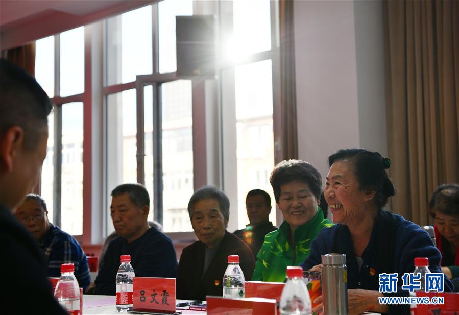 （新春走基層&middot;圖文互動(dòng)）（3）向群眾匯報(bào)&mdash;&mdash;一份當(dāng)面提交的&ldquo;年度答卷&rdquo;