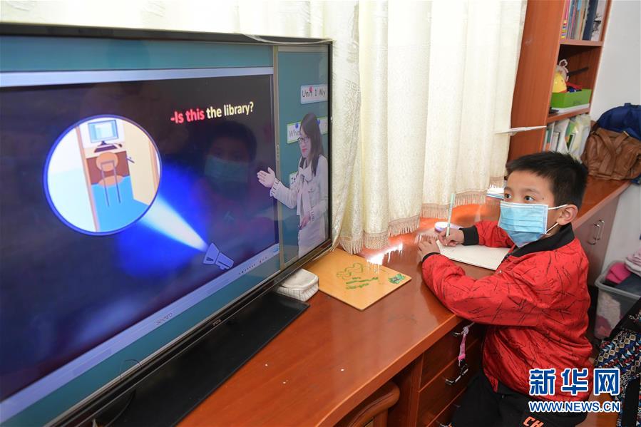 （在習(xí)近平新時(shí)代中國(guó)特色社會(huì)主義思想指引下&mdash;&mdash;新時(shí)代新作為新篇章&middot;習(xí)近平總書記關(guān)切事&middot;圖文互動(dòng)）（14）&ldquo;菜籃子&rdquo;里的力量&mdash;&mdash;全國(guó)各地努力做好保障和改善民生工作在行動(dòng)