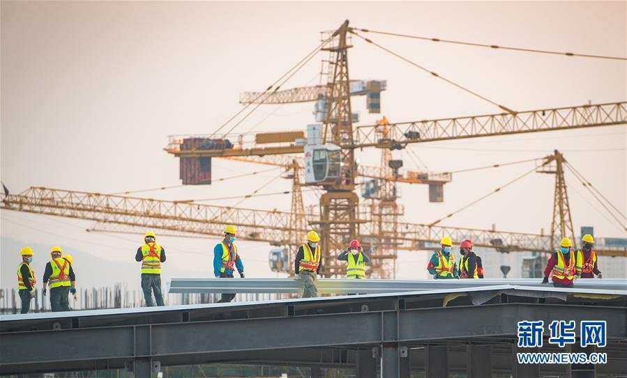 （新華全媒頭條&middot;圖文互動(dòng)）（2）將戰(zhàn)&ldquo;疫&rdquo;進(jìn)行到底！&mdash;&mdash;寫在武漢疫情防控的關(guān)鍵階段