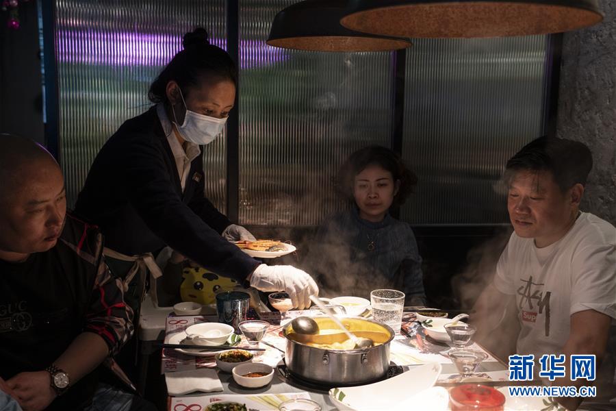 （圖文互動）（3）火鍋與分餐制&ldquo;同行&rdquo;&mdash;&mdash;四川成都餐飲新風(fēng)尚觀察