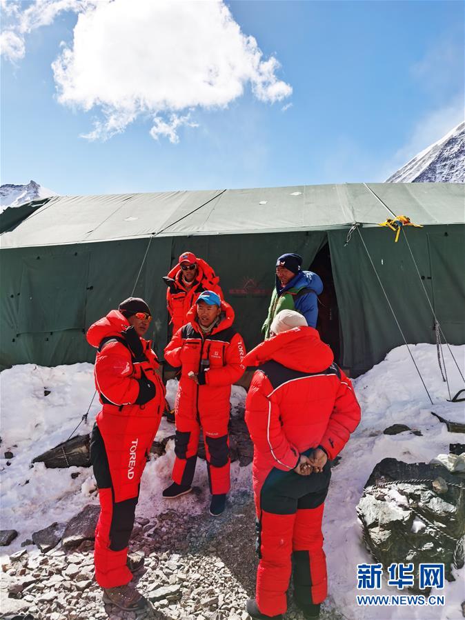 （2020珠峰高程測(cè)量）（9）珠峰好天氣 有望打通頂峰之&ldquo;路&rdquo;