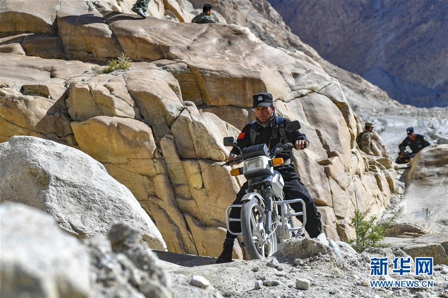 （新華全媒頭條&middot;圖文互動）（12）飛吧，&ldquo;帕米爾雄鷹&rdquo;！