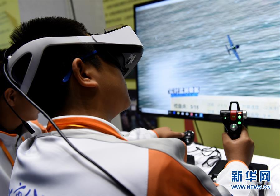 (新華全媒頭條·圖文互動)(15)“美麗的中國夢屬于你們”——以習(xí)近平同志為核心的黨中央關(guān)心少年兒童工作紀(jì)實(shí)