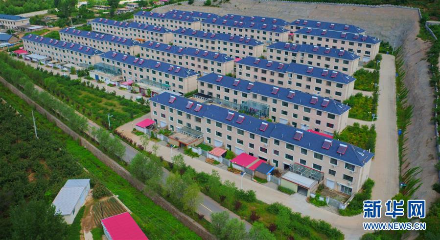 （新華全媒頭條&middot;走向我們的小康生活&middot;圖文互動(dòng)）（12）長(zhǎng)城腳下，小康村串成&ldquo;珍珠鏈&rdquo;