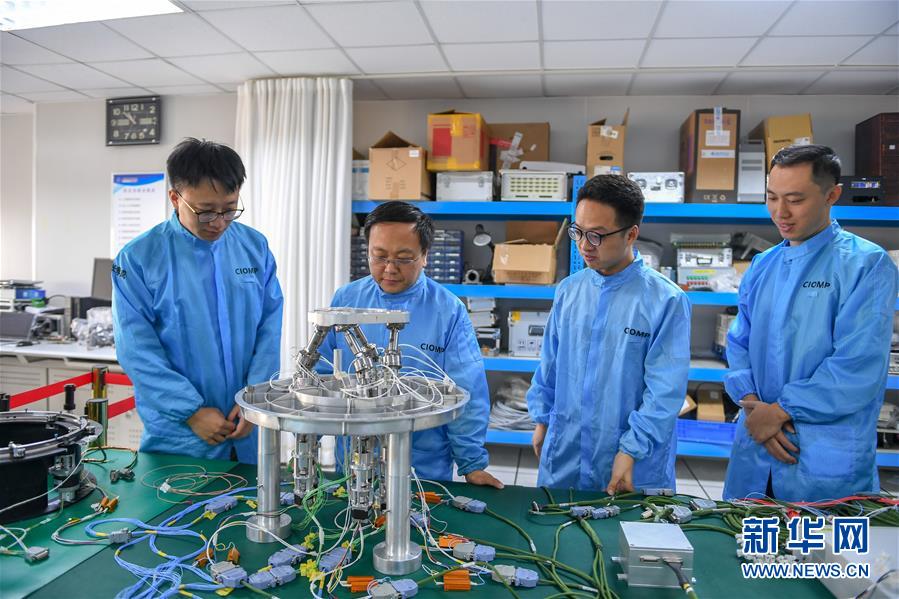 （在習(xí)近平新時(shí)代中國特色社會(huì)主義思想指引下&mdash;&mdash;新時(shí)代新作為新篇章&middot;習(xí)近平總書記關(guān)切事&middot;圖文互動(dòng)）（2）&ldquo;從0到1&rdquo;的堅(jiān)守與突破：攀登科學(xué)高峰的那些&ldquo;一生一事&rdquo;