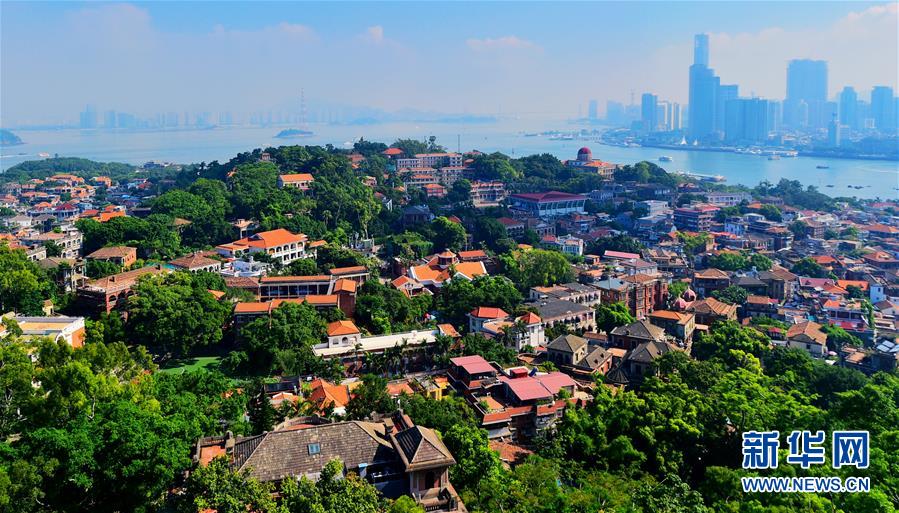 (特區(qū)40年?圖文互動)(5)廈庇五洲客 門納萬頃濤——廈門經(jīng)濟特區(qū)40年發(fā)展紀(jì)實