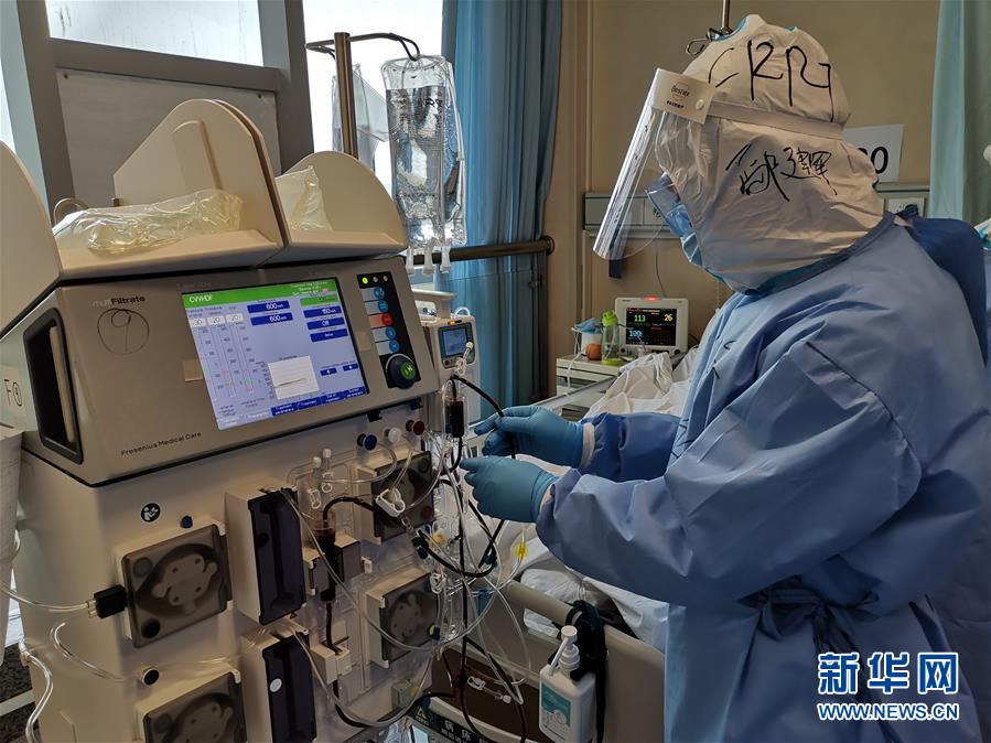 (抗疫一線醫(yī)務(wù)人員英雄群體·圖文互動(dòng))(3)同濟(jì)醫(yī)院“尖刀連”:決戰(zhàn)在“新冠重癥高地”