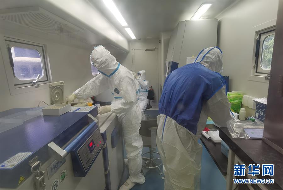 （抗疫一線醫(yī)務(wù)人員英雄群體&middot;圖文互動）（6）沖鋒在抗疫一線的&ldquo;科研鐵軍&rdquo;&mdash;&mdash;軍事科學(xué)院軍事醫(yī)學(xué)專家組抗擊新冠肺炎疫情記事