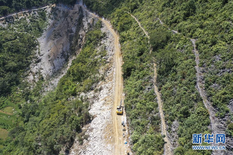 （新華全媒頭條&middot;圖文互動(dòng)）（5）&ldquo;石山王國&rdquo;筑路記