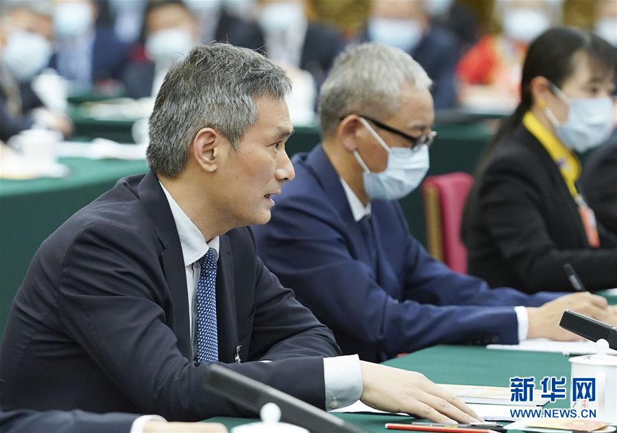 （習(xí)近平的小康故事&middot;新華網(wǎng)&middot;圖文互動(dòng)）（8）&ldquo;真正解決好基層群眾看病難、看病貴問(wèn)題&rdquo;&mdash;&mdash;習(xí)近平和群眾健康的故事