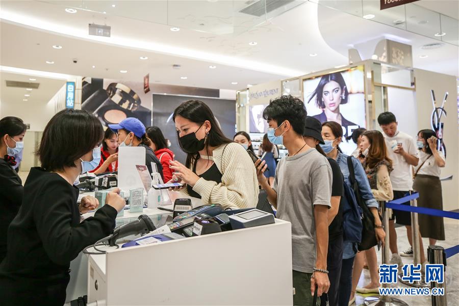 （新華全媒頭條&middot;圖文互動）（4）海納百川共揚帆&mdash;&mdash;黨的十九大以來以習(xí)近平同志為核心的黨中央引領(lǐng)中國高水平對外開放紀(jì)實