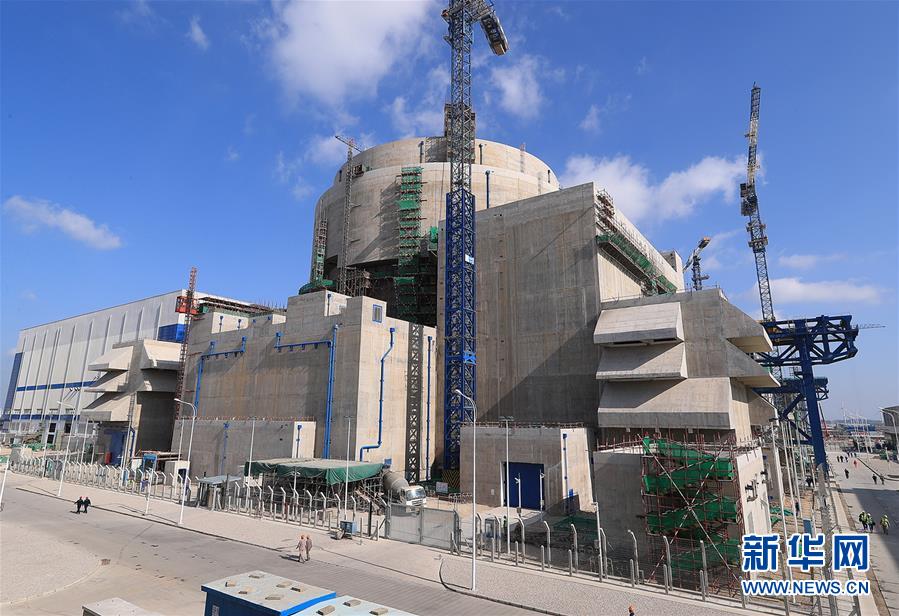 (新華全媒頭條·圖文互動(dòng))(5)歷史交匯點(diǎn)上的宏偉藍(lán)圖 ——《中共中央關(guān)于制定國(guó)民經(jīng)濟(jì)和社會(huì)發(fā)展第十四個(gè)五年規(guī)劃和二〇三五年遠(yuǎn)景目標(biāo)的建議》誕生記