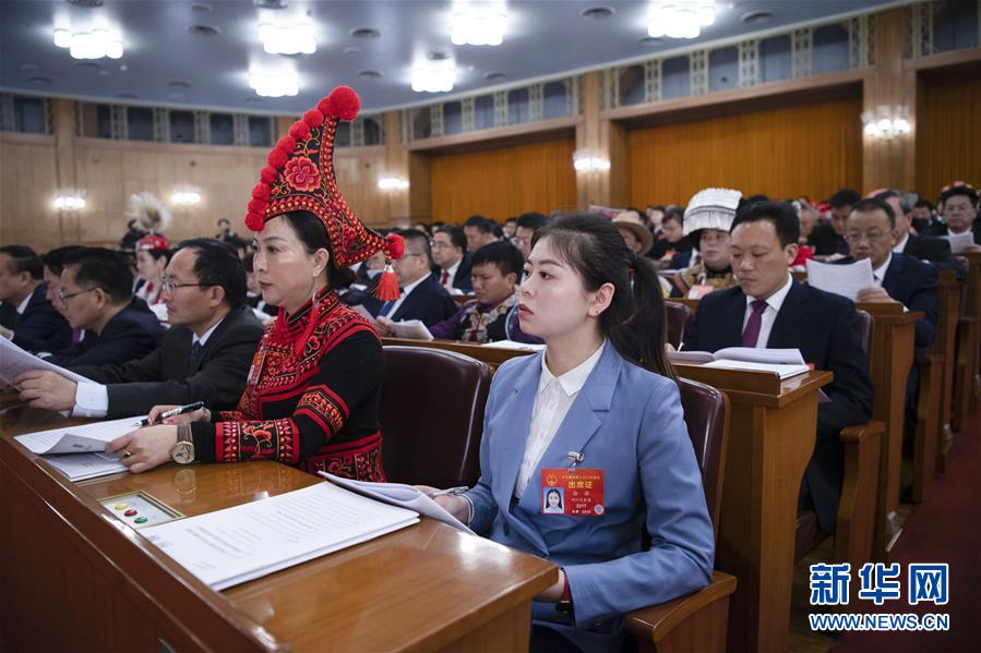 (新華全媒頭條·青春的夢(mèng)想 青春的奮斗·圖文互動(dòng))(3)二〇二一——二〇三五:照見你我青春路