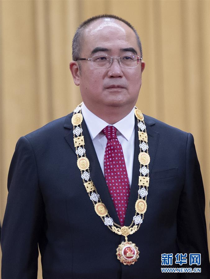 （抗疫先進(jìn)事跡&middot;圖文互動(dòng)）（1）張定宇：疫情&ldquo;暴風(fēng)眼&rdquo;里，&ldquo;漸凍&rdquo;之軀與時(shí)間賽跑