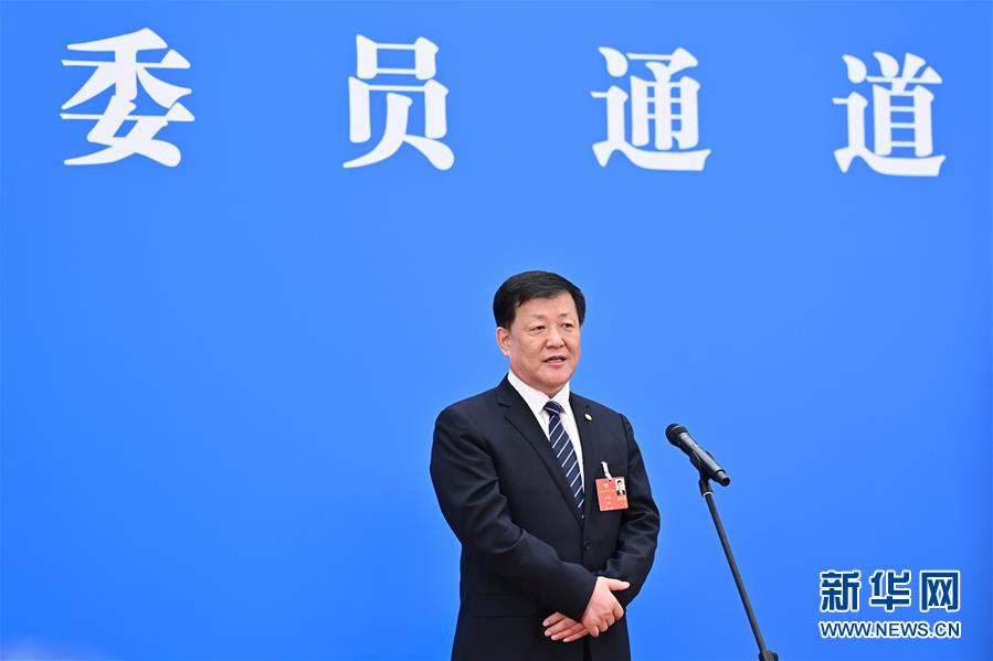 （兩會(huì)&middot;XHDW）（2）接受采訪(fǎng)