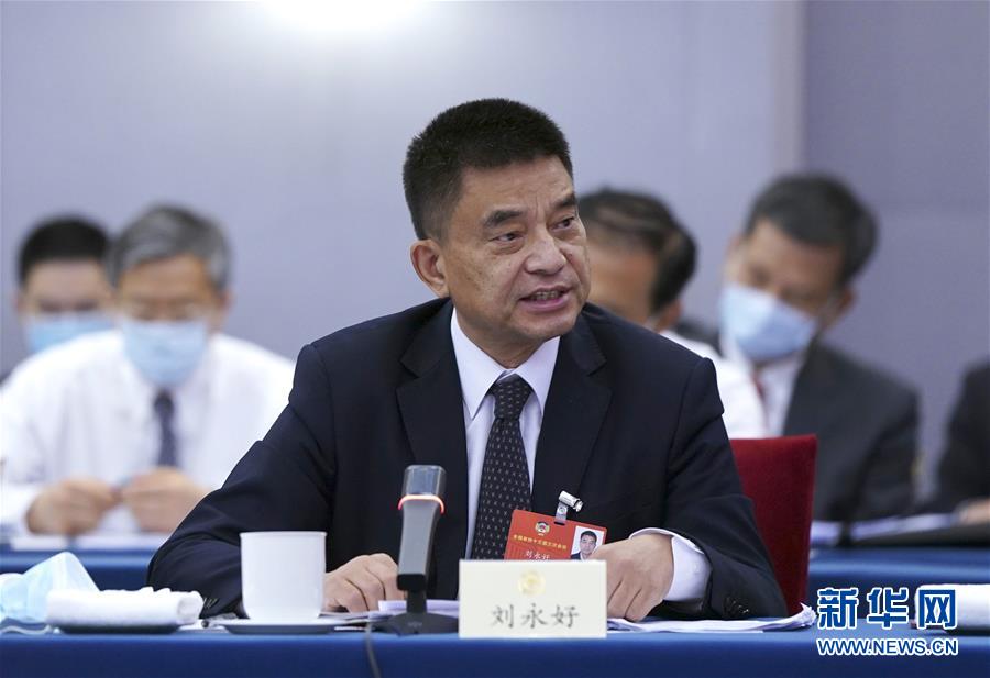 （兩會(huì)&middot;熱點(diǎn)畫(huà)報(bào)）（3）代表委員建言統(tǒng)籌做好經(jīng)濟(jì)社會(huì)發(fā)展工作