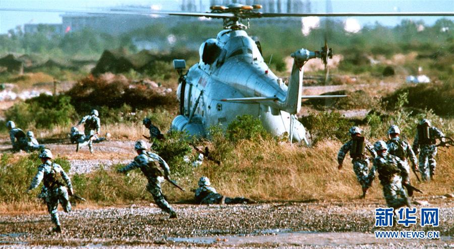 （自信中國&middot;70年啟示錄&middot;圖文互動(dòng)）（4）富國強(qiáng)軍筑長城&mdash;&mdash;從壯闊70年看中國強(qiáng)軍