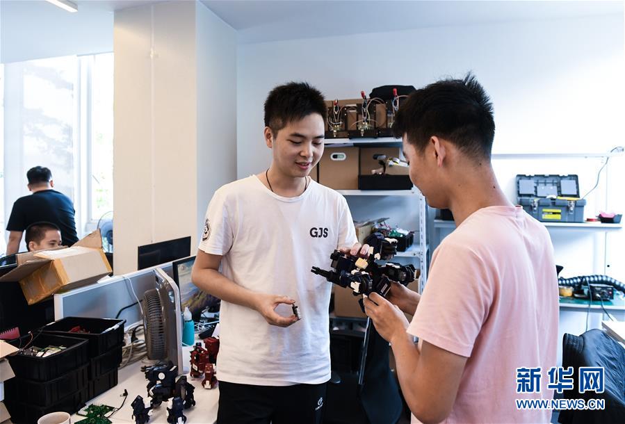 （在習(xí)近平新時(shí)代中國(guó)特色社會(huì)主義思想指引下&mdash;&mdash;新時(shí)代新作為新篇章&middot;總書記關(guān)切開放事&middot;圖文互動(dòng)）（1）以開放作楫 揚(yáng)創(chuàng)新之帆&mdash;&mdash;深圳&ldquo;先行示范&rdquo;再啟航