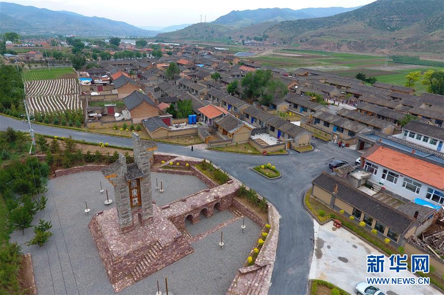 （習(xí)近平的小康故事&middot;新華網(wǎng)&middot;圖文互動）（3） &ldquo;讓全體人民住有所居&rdquo;&mdash;&mdash;習(xí)近平和百姓安居的故事