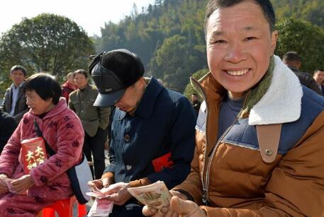 &ldquo;脫貧后，我們分紅了！&rdquo;